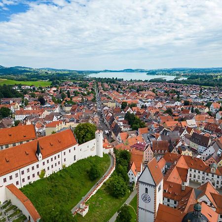 Ferienwohnung Hohenstaufen Фюссен Экстерьер фото